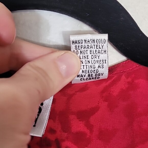 Vintage Chicos Sheer 100% Silk Button Up Shirt Size M/L Red Ruffle Goth Vamp Y2K - Picture 6 of 14